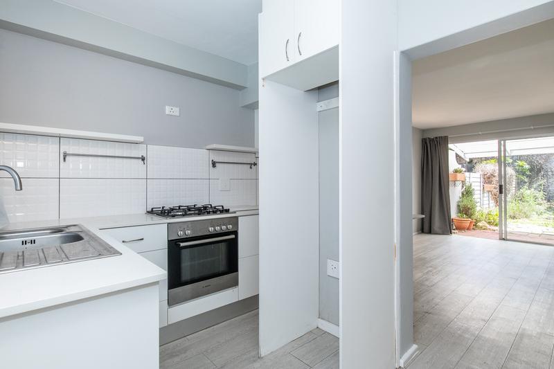 2 Bedroom Property for Sale in Plumstead Western Cape